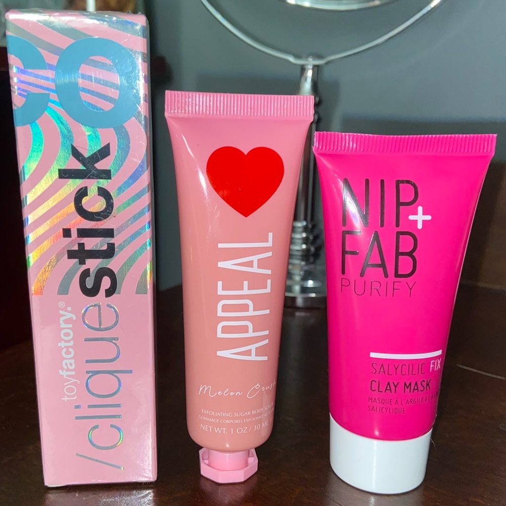 SKINCARE BUNDLE